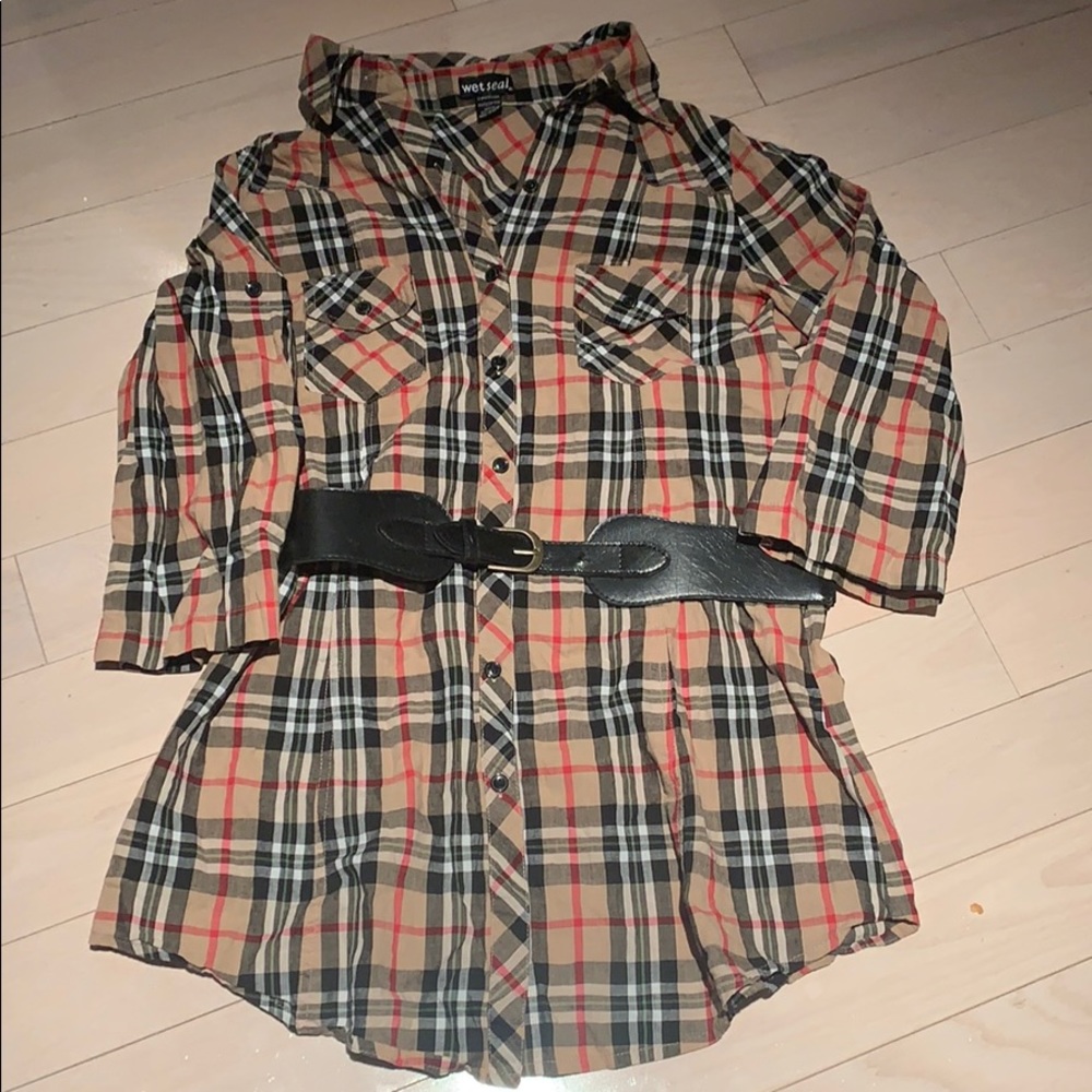 Plaid Button-down Shirt Size Medium